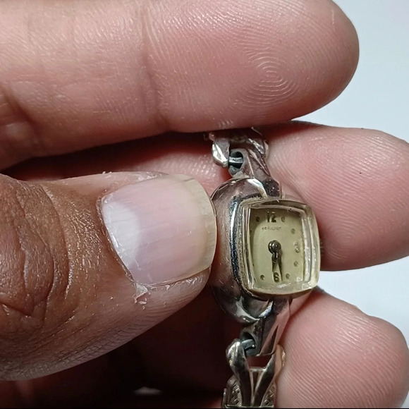 Vintage Hamilton Wind-up 10K Gold Filled Ladies Wristwatch working ticking sjows - Picture 4 of 7